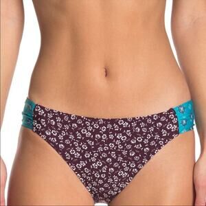 Laundry by Shelli Segal Floral Foulard Tab Side Hipster Swim Bottoms